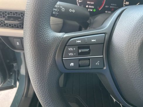 New 2026 Honda HR-V LX image 9