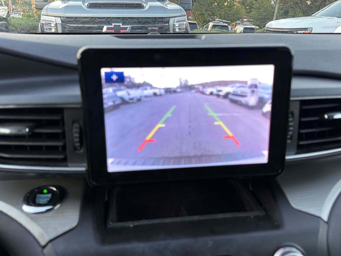 Used 2020 Ford Explorer XLT w/ Equipment Group 202A RWD image 16