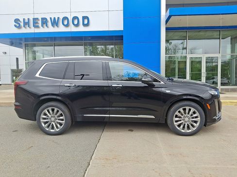Used 2024 Cadillac XT6 Premium Luxury w/ Technology Package AWD/4WD image 7