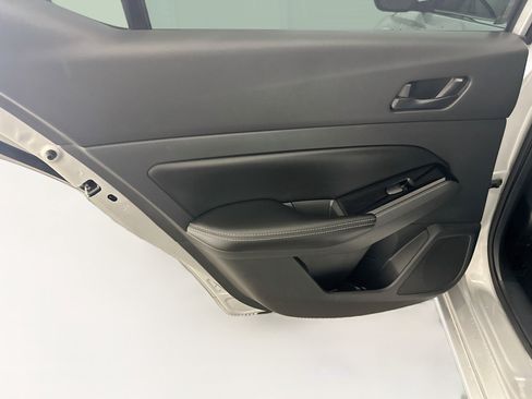 Used 2023 Nissan Altima 2.5 SV FWD image 26
