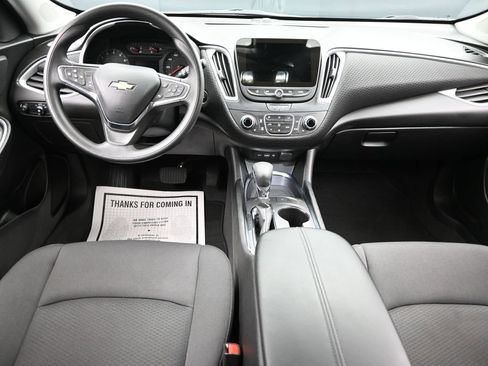 Used 2024 Chevrolet Malibu LT image 11