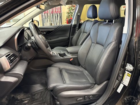 Used 2024 Subaru Outback Touring XT image 5