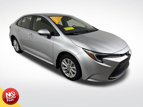Used 2024 Toyota Corolla LE w/ LE Convenience Package AWD/4WD image 1