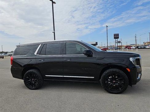Certified 2023 GMC Yukon Denali w/ Denali Reserve Package image 6