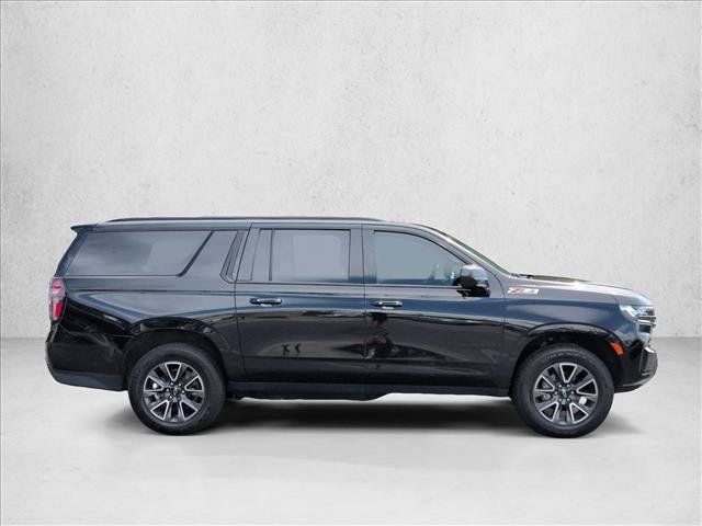 Used 2022 Chevrolet Suburban Z71 AWD/4WD image 5