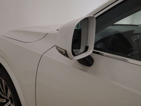 Used 2023 Volvo XC90 B6 Core w/ Protection Package Premier image 21