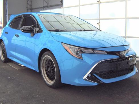 Used 2019 Toyota Corolla XSE image 7