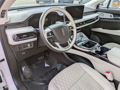 Certified 2022 Lincoln Nautilus Black Label w/ Class II Trailer Tow Package image 11