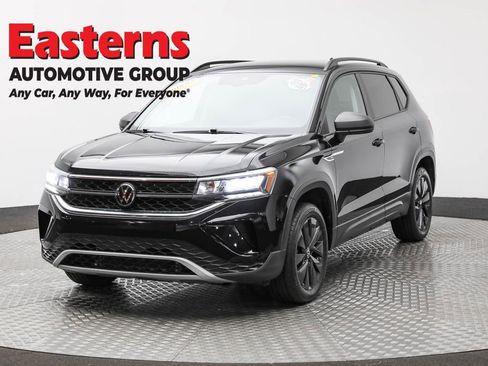 Used 2024 Volkswagen Taos S image 1