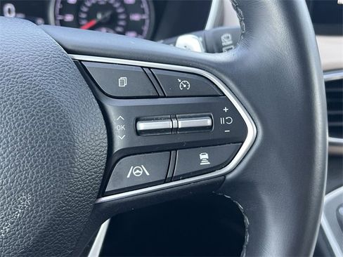 Used 2023 Hyundai Santa Fe SEL image 9