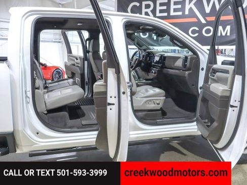 Used 2024 Chevrolet Silverado 2500 LTZ w/ LTZ Convenience Package image 41