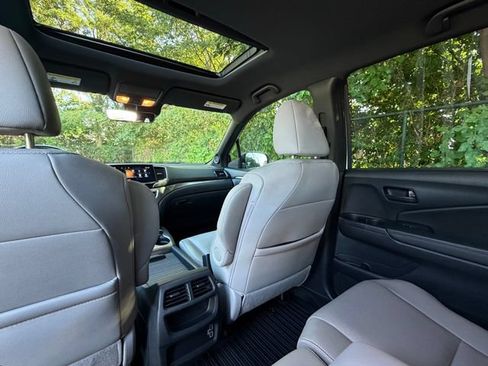 Used 2022 Honda Passport EX-L image 32