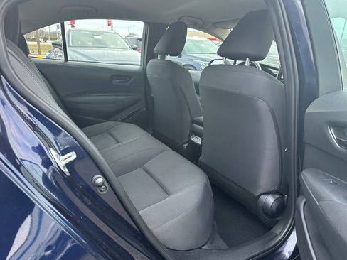 Used 2023 Toyota Corolla LE image 11