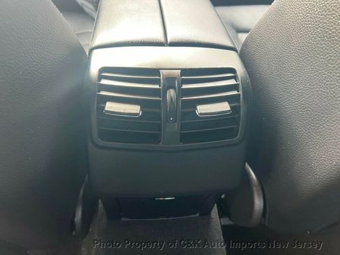 Used 2014 Mercedes-Benz E 350 Sedan image 36