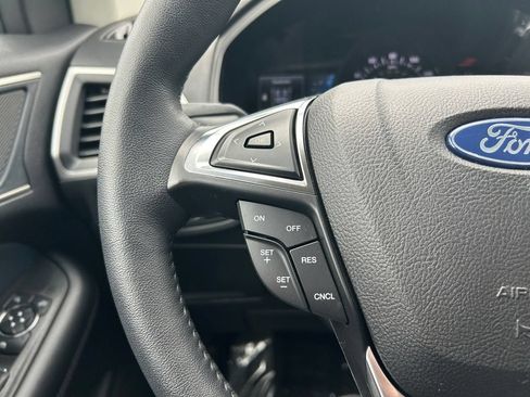 Used 2022 Ford Edge SEL w/ Sport Appearance Package AWD/4WD image 15