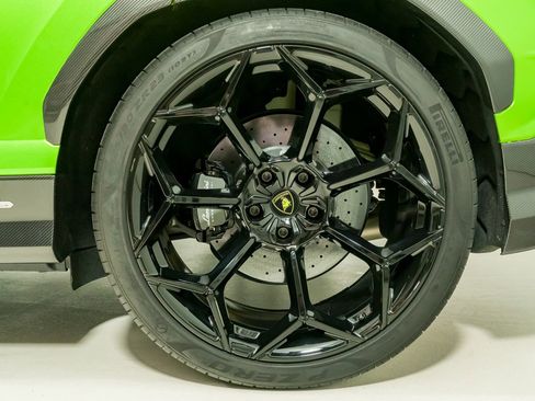 Used 2024 Lamborghini Urus Performante image 13