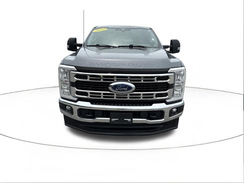 Used 2024 Ford F250 XLT w/ FX4 Off-Road Package AWD/4WD image 8