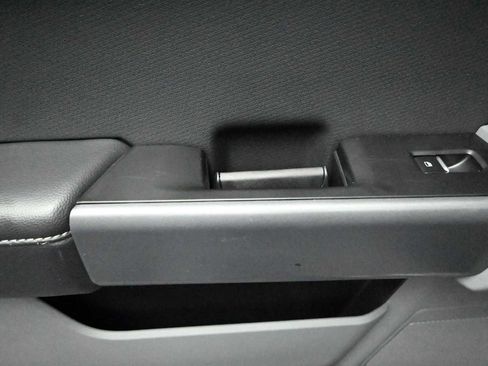 Used 2025 Ford F150 XLT w/ Equipment Group 301A Standard AWD/4WD image 27