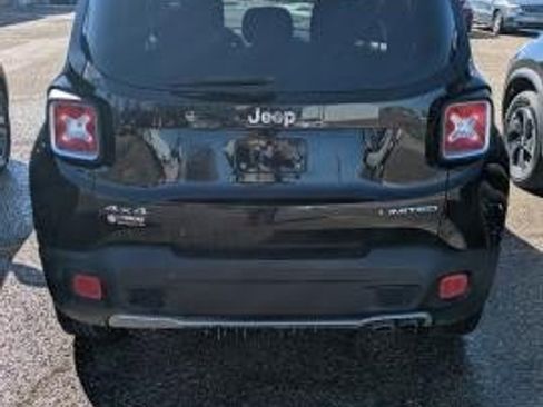 Used 2017 Jeep Renegade Limited image 6
