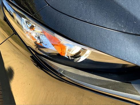 New 2025 MAZDA MAZDA3 s FWD image 13