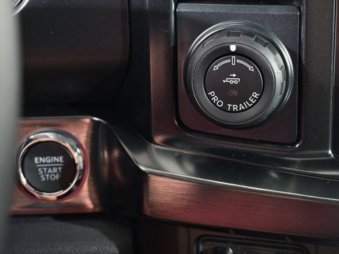 New 2026 Ford F450 Lariat w/ Lariat Ultimate Package AWD/4WD image 32