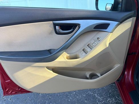 Used 2012 Hyundai Elantra GLS w/ Preferred Pkg 3 image 11