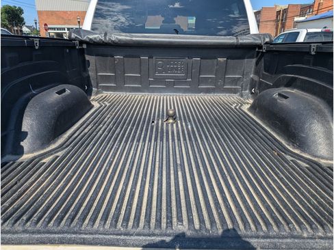 Used 2020 RAM 2500 Big Horn AWD/4WD image 23