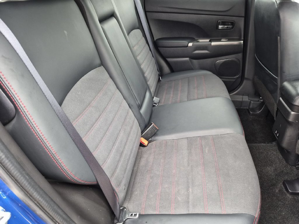 Used 2026 Mitsubishi Outlander Sport SE AWD/4WD image 29