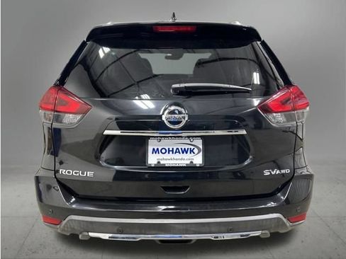 Used 2020 Nissan Rogue SV AWD/4WD image 4