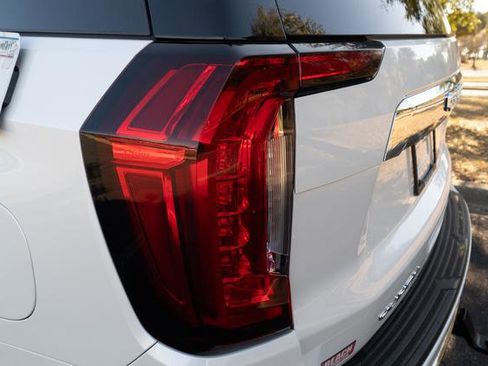 Used 2021 GMC Yukon SLT w/ SLT Luxury Package image 35