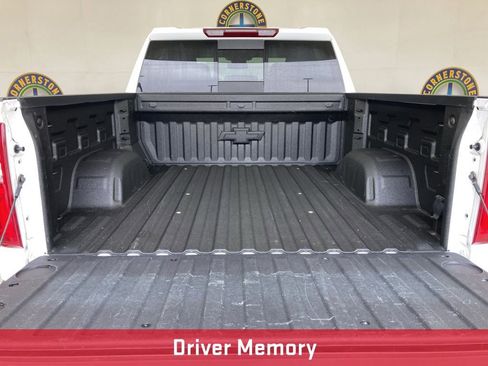 Used 2023 Chevrolet Silverado 1500 LTZ AWD/4WD image 27