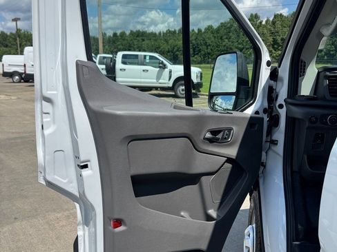 Used 2025 Ford Transit 150 Low Roof AWD image 12