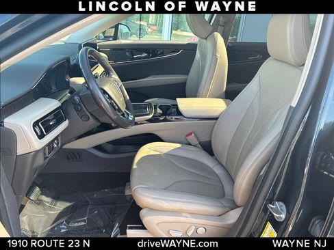 Certified 2022 Lincoln Nautilus Reserve AWD/4WD image 12