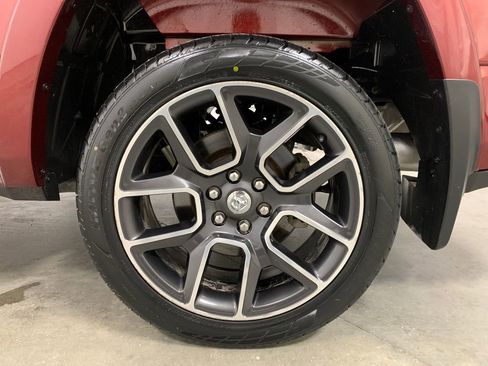 Used 2019 RAM 1500 Laramie image 23