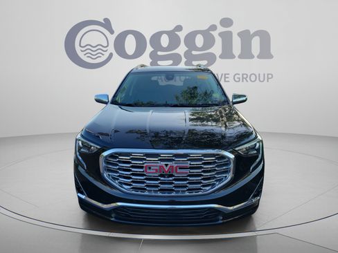Used 2019 GMC Terrain Denali w/ Advanced Safety Package FWD image 8