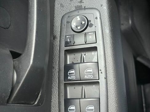 Used 2018 RAM 1500 Express w/ Express Value Package image 15