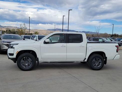 New 2026 Nissan Frontier SV w/ SV Convenience Package image 2