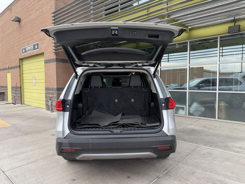 Used 2024 Toyota Grand Highlander Limited image 35