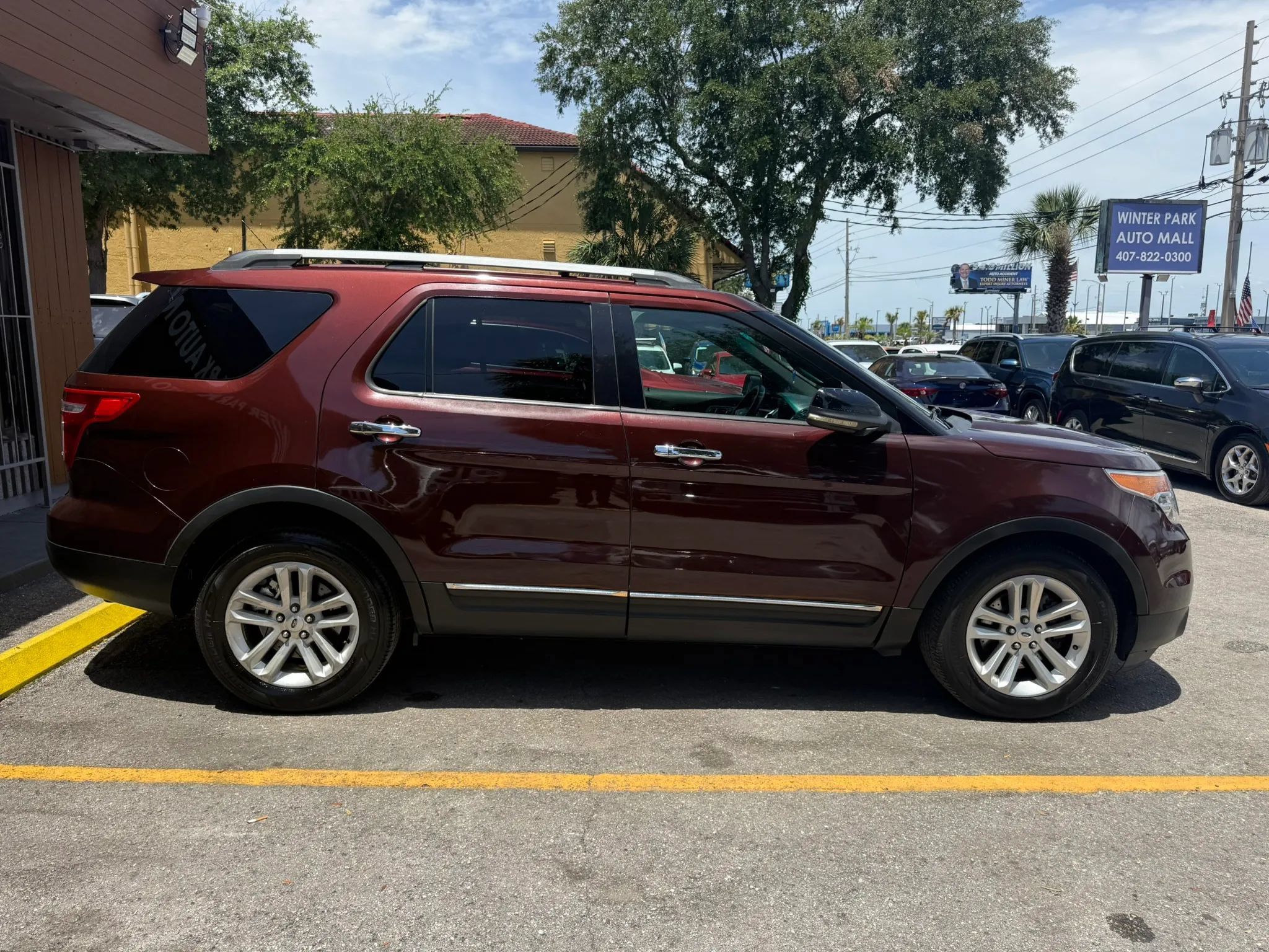 Used 2012 Ford Explorer XLT AWD/4WD image 5
