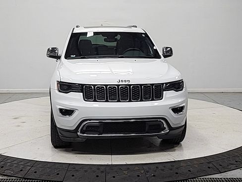 Used 2017 Jeep Grand Cherokee Limited w/ Luxury Group II RWD image 3