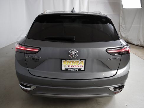 Used 2022 Buick Envision Avenir w/ Technology Package II image 4