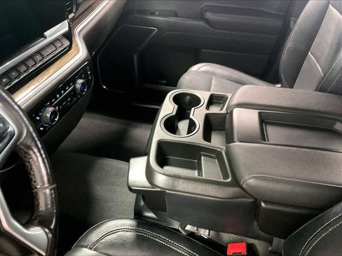 Used 2022 Chevrolet Silverado 1500 LT AWD/4WD image 19