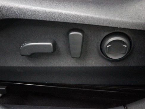 Used 2020 Subaru Outback Limited w/ Popular Package #2 image 13