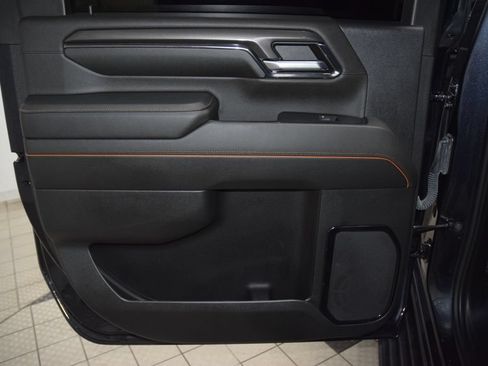 Used 2024 GMC Sierra 2500 AT4 w/ AT4 Premium Plus Package AWD/4WD image 53