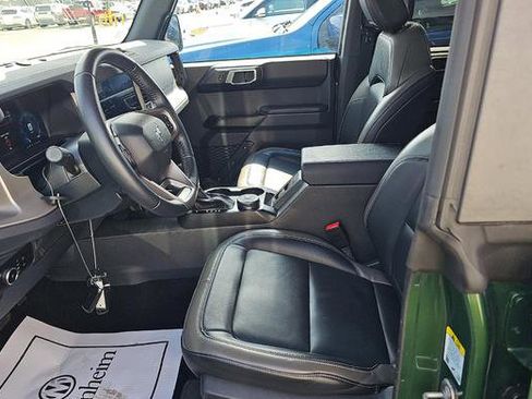 Used 2025 Ford Bronco Outer Banks image 8