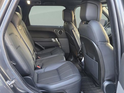 Used 2020 Land Rover Range Rover Sport HSE image 12
