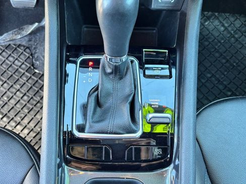 Used 2023 Jeep Compass Latitude image 27