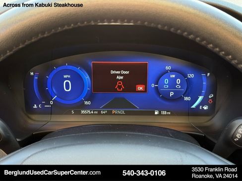 Used 2020 Ford Escape SE Sport image 18