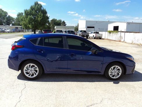 Used 2024 Subaru Impreza 2.0i image 6