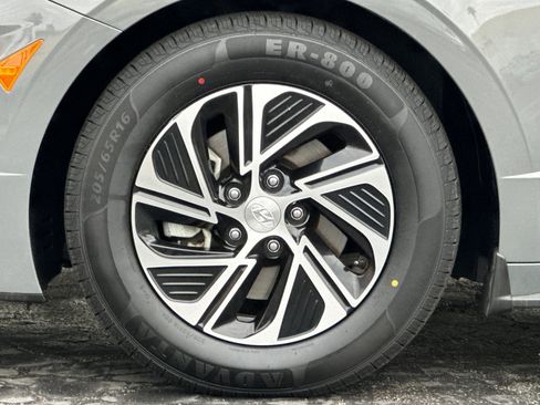 Used 2023 Hyundai Sonata Blue image 25